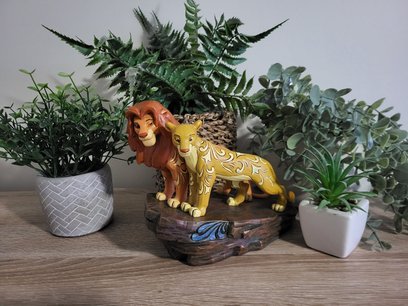 Simba, Mufasa and Nala: Building the Emotional Heart of a Lion King Display