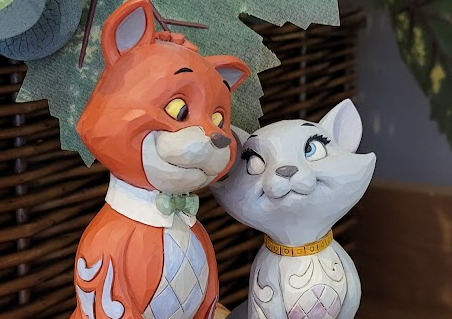 Disney Figurine Variations – The Tiny Differences Collectors Become Obsessed With