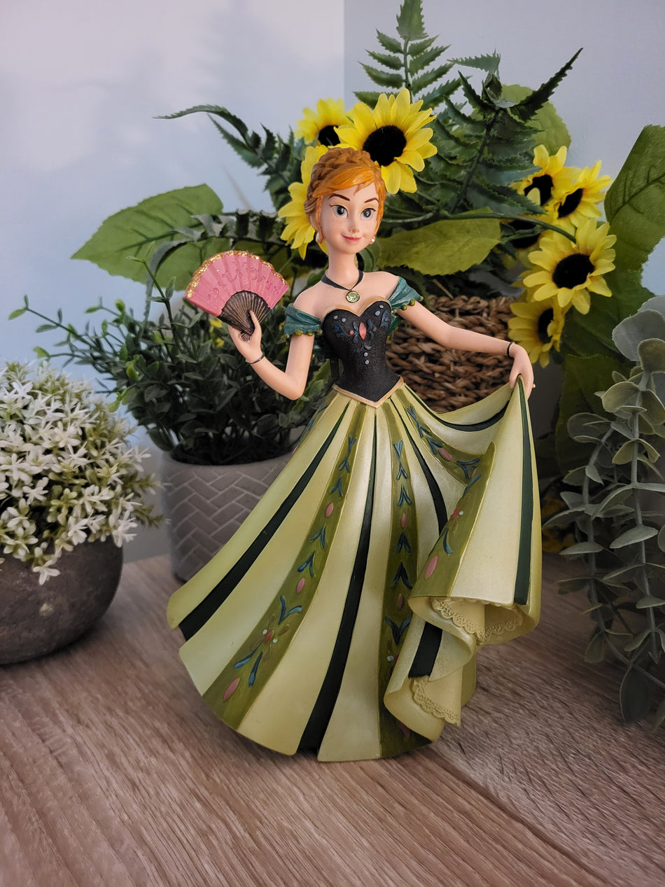 Disney Showcase Anna Figurine - 4045772