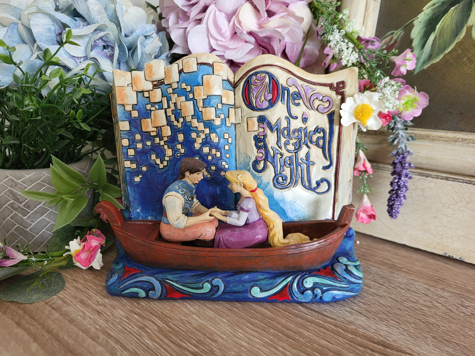 Disney Traditions Rapunzel & Flynn - Jim Shore 4043625