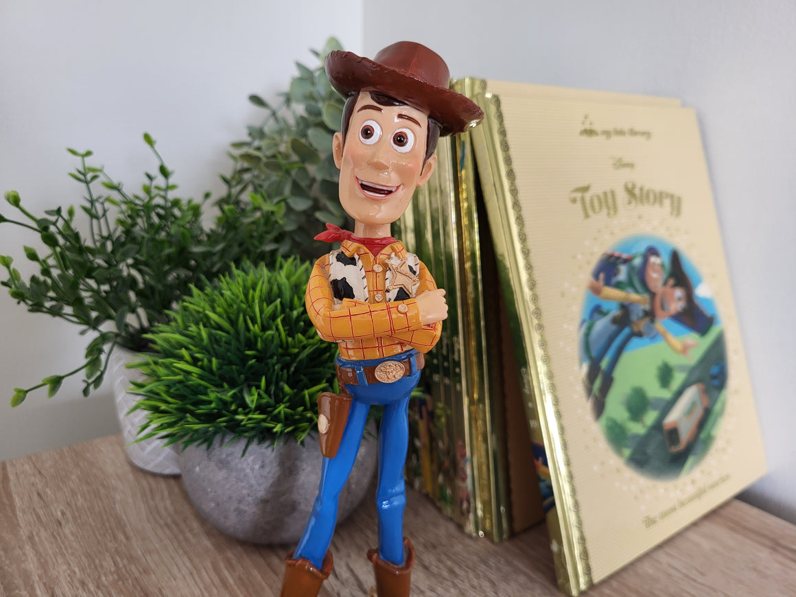 Disney Showcase Woody 4054877 Toy Story figurine