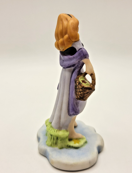 Disney Sleeping Beauty Grolier Figurine Aurora Porcelain Retro Ornament3