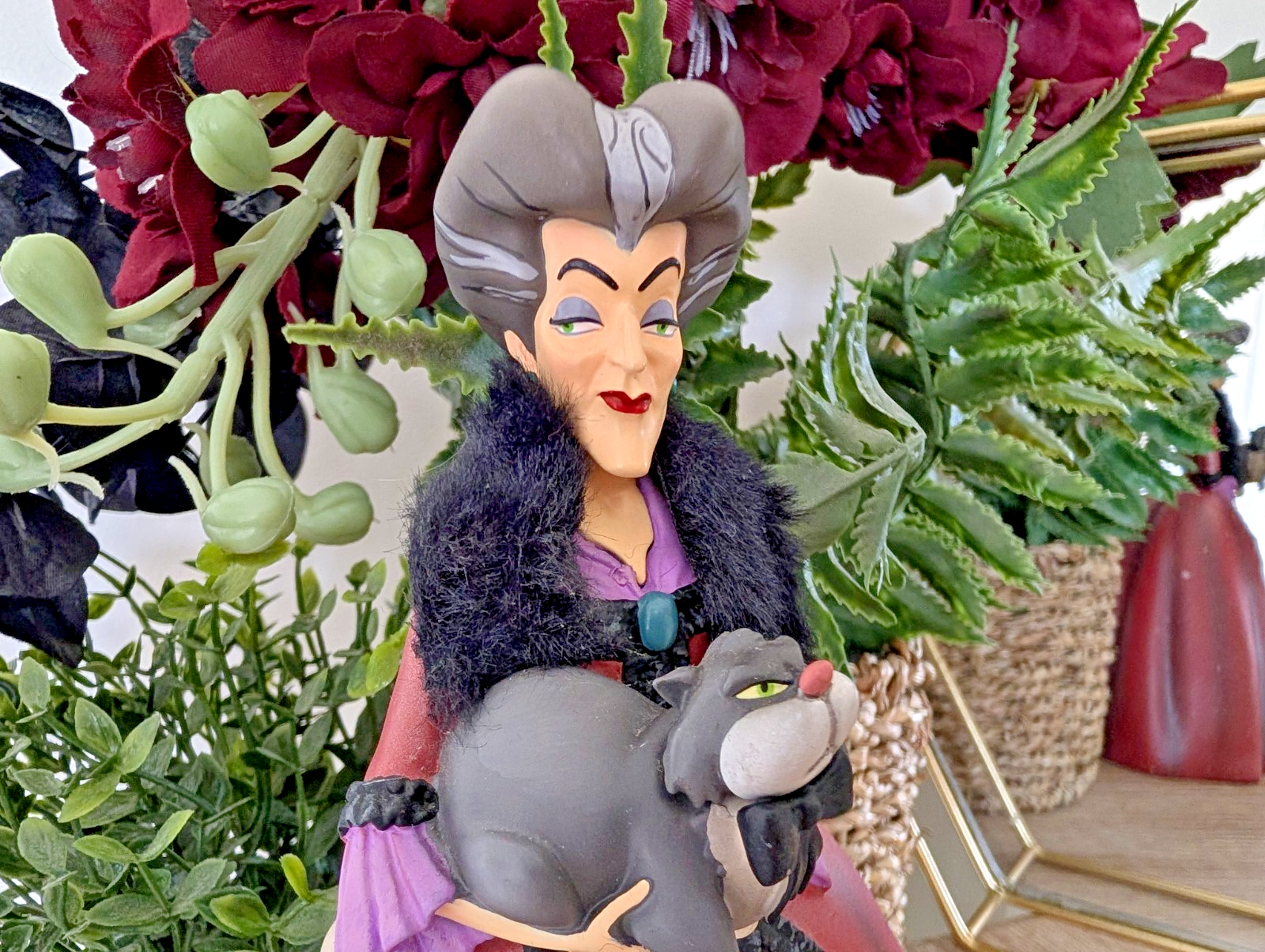 Disney Showcase Rococo Lady Tremaine & Lucifer Figurine Cinderella Villain Boxed6