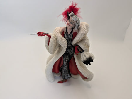 Disney Showcase Couture de Force Cruella De Vil figurine photo 15