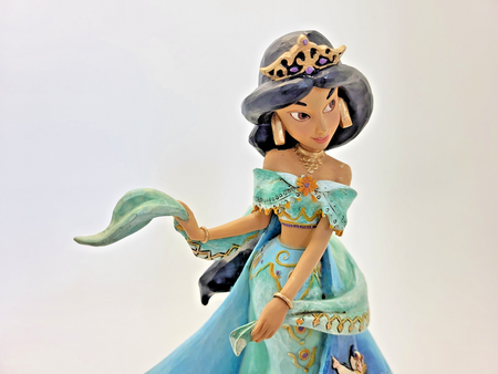 Disney Traditions Showcase Jasmine Shining Shimmering Splendid Figurine Aladdin15