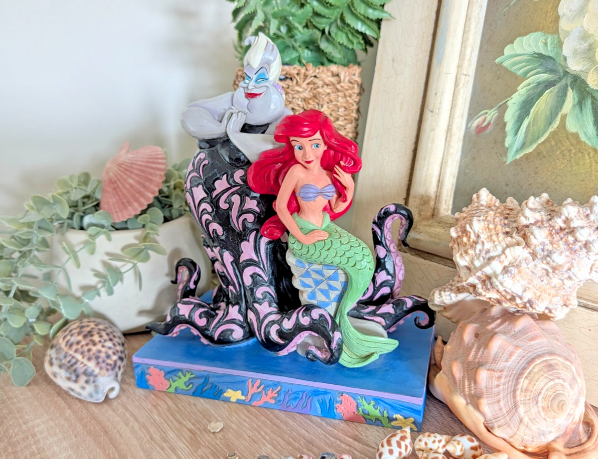 Disney Traditions Ariel and Ursula Wicked and Wishful 6010094 – left-side view