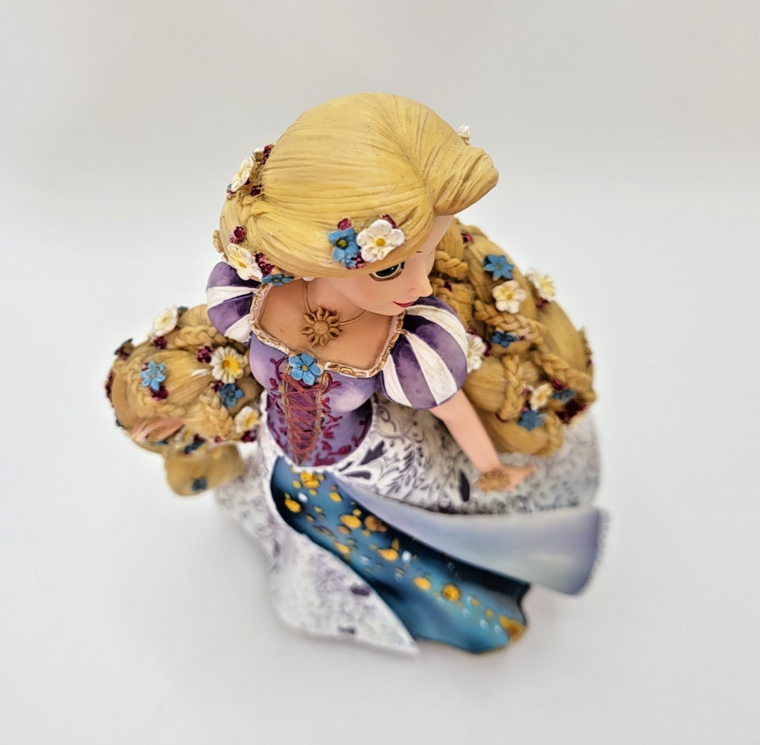 Disney Showcase Rapunzel Figurine Tangled Ornament 403752319
