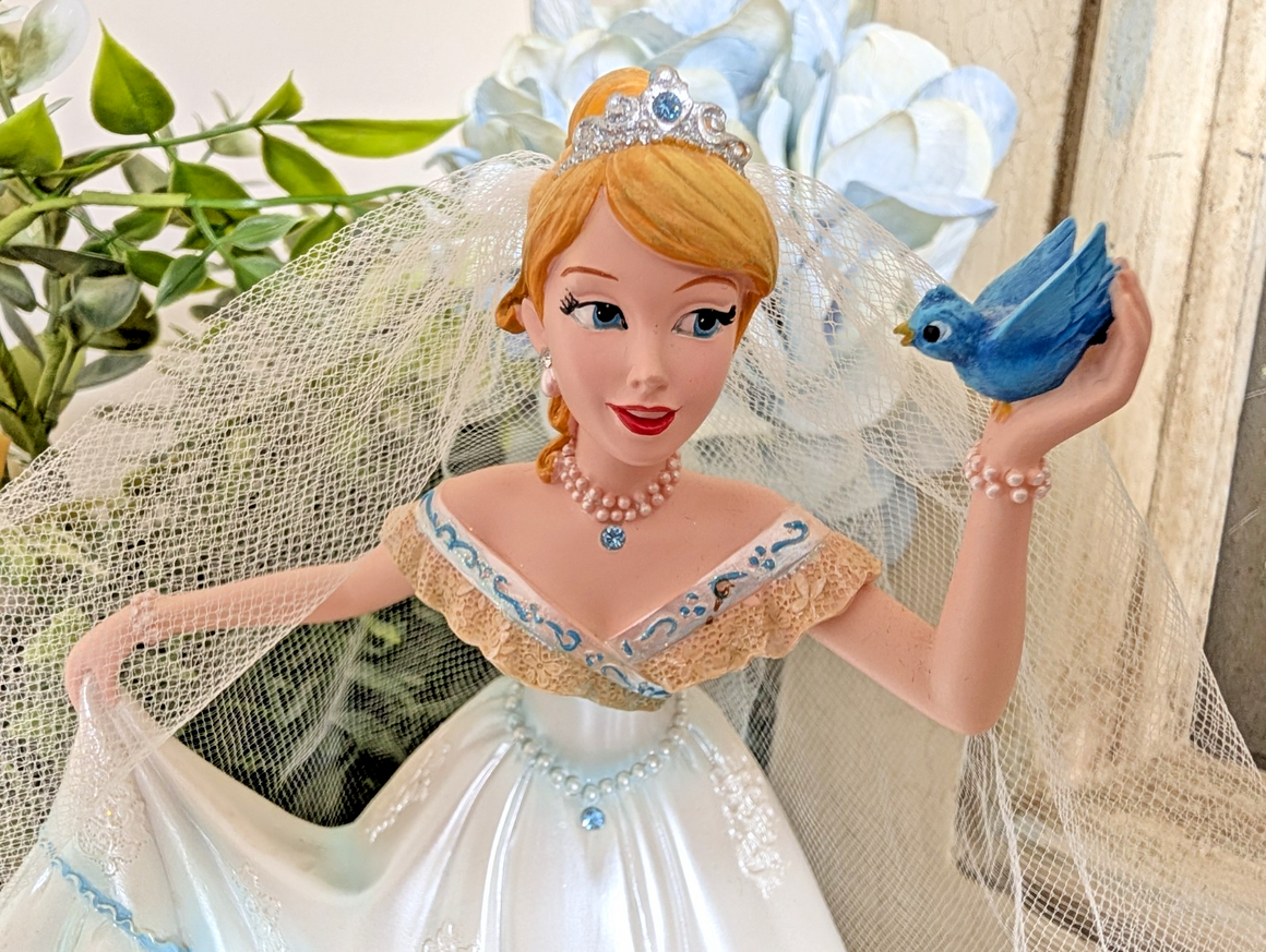 Disney Showcase Couture de Force Cinderella Bridal figurine 4045443