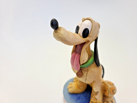 Disney Traditions Showcase Loyal Pluto Figurine Mickey Mouse Jim Shore Dog18