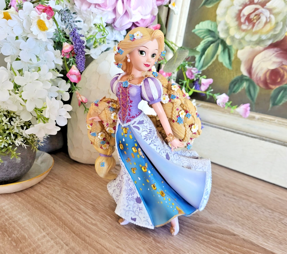 Disney Showcase Rapunzel Figurine Tangled Ornament 40375230