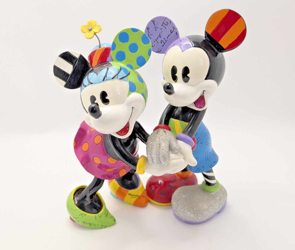 Disney Britto Mickey and Minnie 4049689 limited edition 1726 of 2500 figurine - view 5