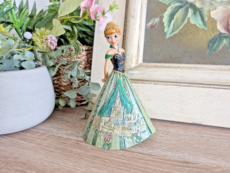 Disney Traditions Anna Arendelle Royalty 4048661 Castle Dress – detail and condition photograph 3