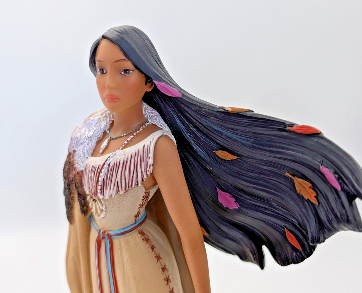 Disney Showcase Couture de Force Pocahontas 6008692 by Enesco - Unboxed - product view 16