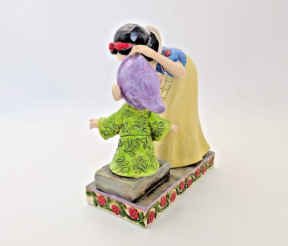 Disney Traditions Showcase Snow White & Dopey Sweetest Farewell Figurine J Shore8