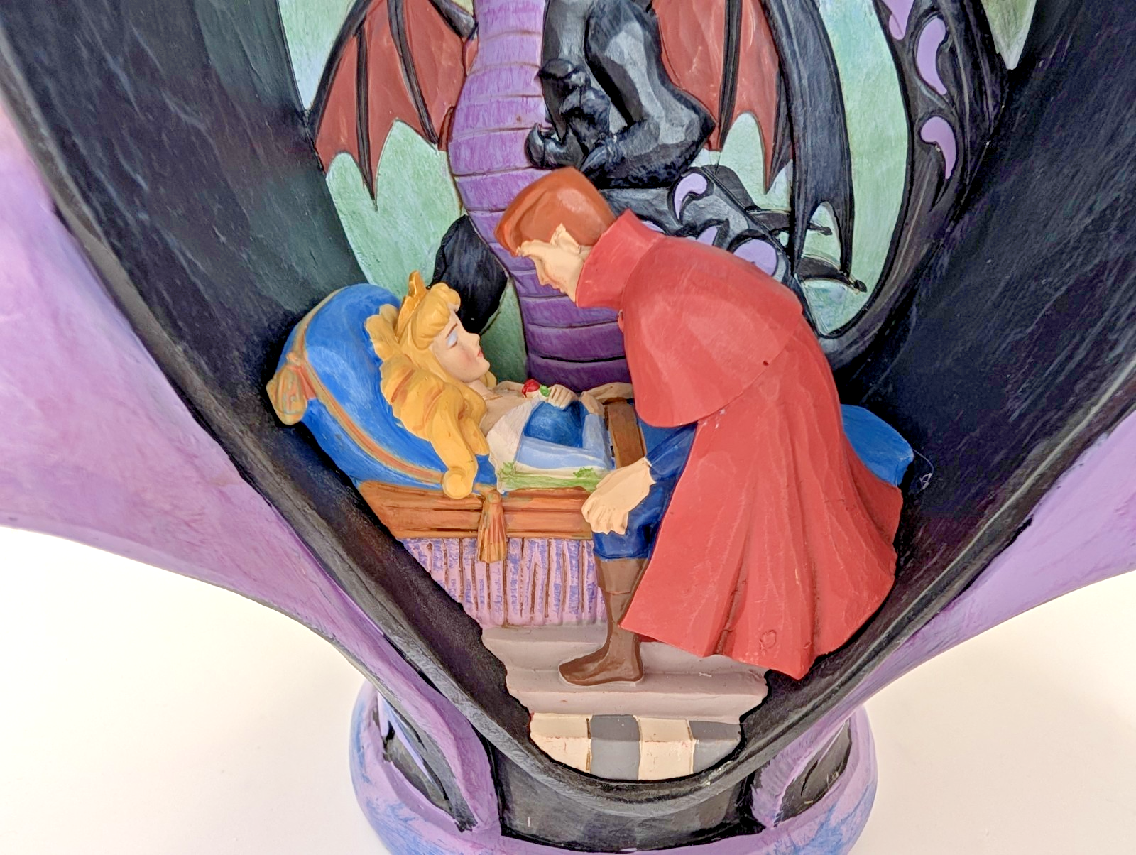 Disney Traditions True Love's Kiss Aurora Prince Philip and Maleficent figurine photo 15