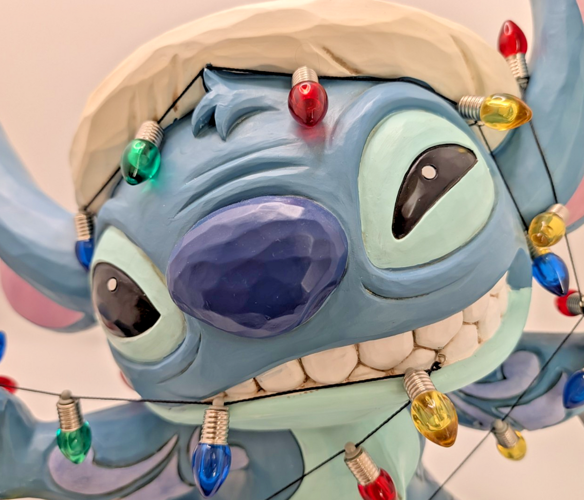 Disney Traditions Holiday Stitch 1739919 Christmas Lights – detail and condition photograph 11