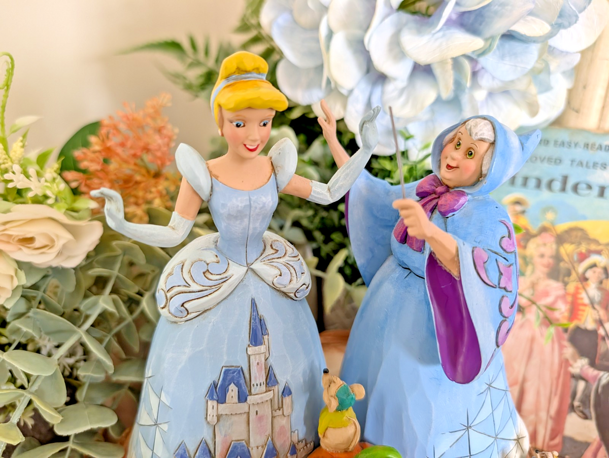 Disney Traditions Cinderella Magical Transformation 4037503 – front view