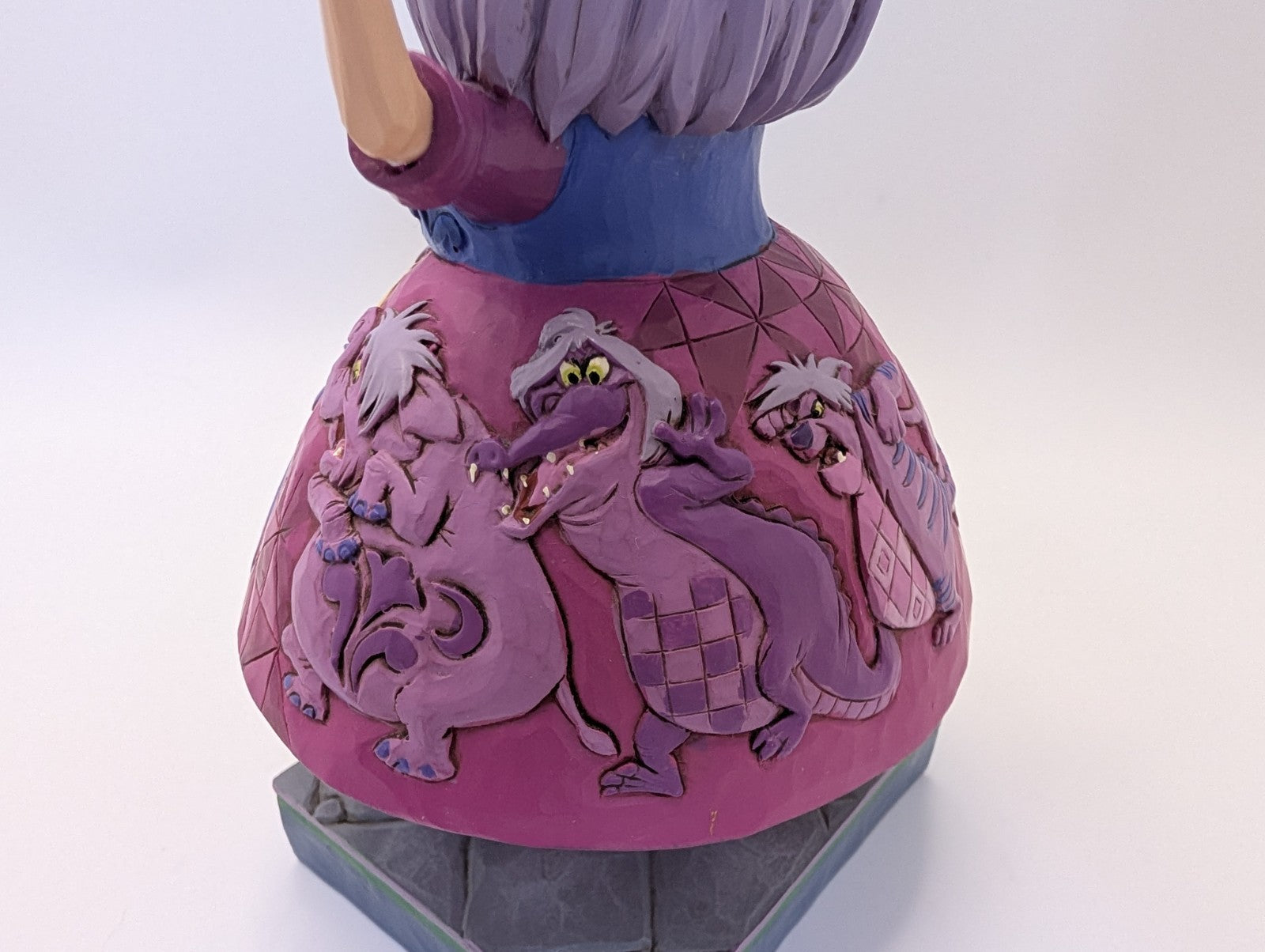 Disney Traditions Madam Mim Madcap Metamorphosis figurine photo 18