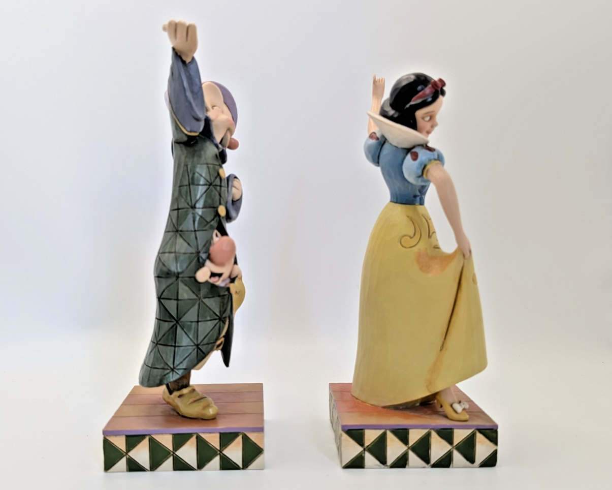 Disney Traditions Snow White and Dopey Dancing Partners boxed figurine