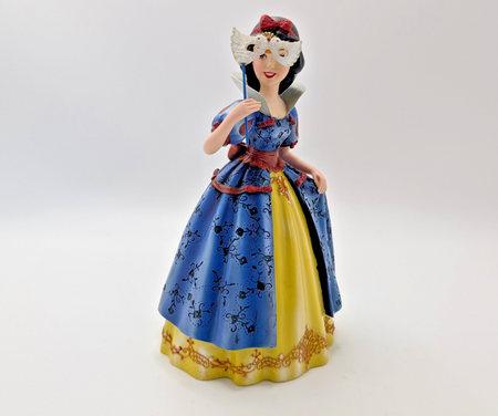 Disney Showcase Snow White Haute Couture Figurine Masquerade Boxed Mask Ball0