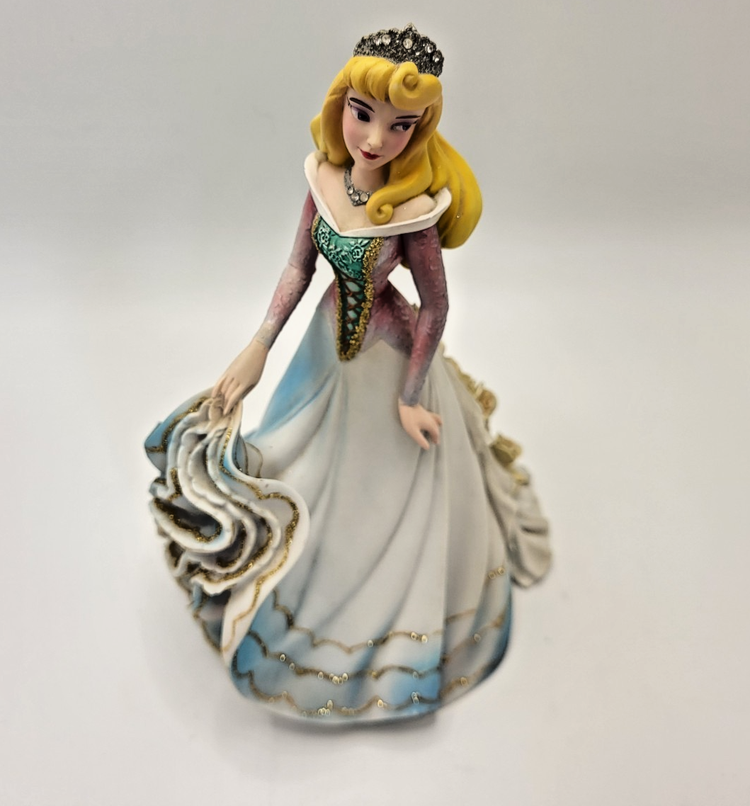 Disney Aurora Sleeping Beauty Couture de Force Figurine 4031543 Enesco Ornament11