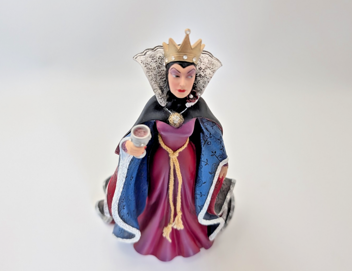 Disney Showcase Couture de Force Evil Queen figurine 4031539 photo 14