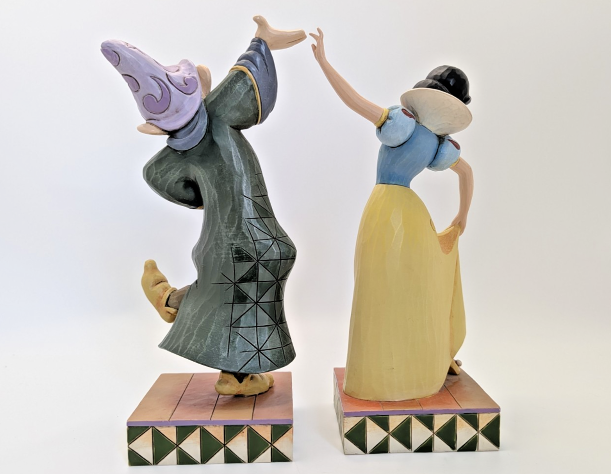 Disney Traditions Snow White and Dopey Dancing Partners boxed figurine