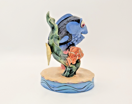 Disney Traditions Showcase Finding Nemo Floating Friendship Dory Fish Figurine10