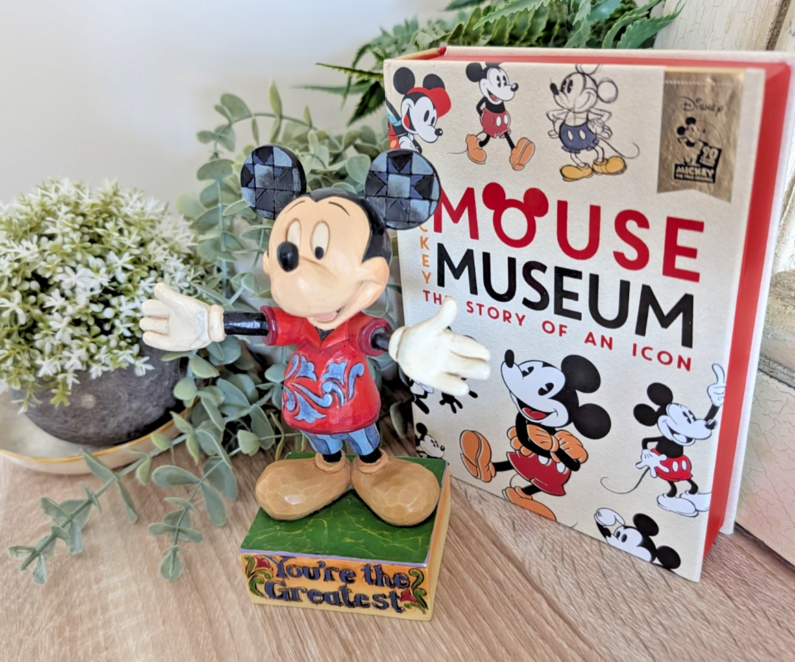 Disney Traditions Mickey Mouse You're the Greatest 4049637 – right-side view