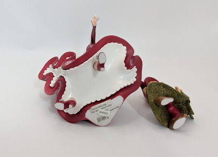 Disney Showcase Haute Couture Snow White & Dopey Christmas Holiday Figurine19