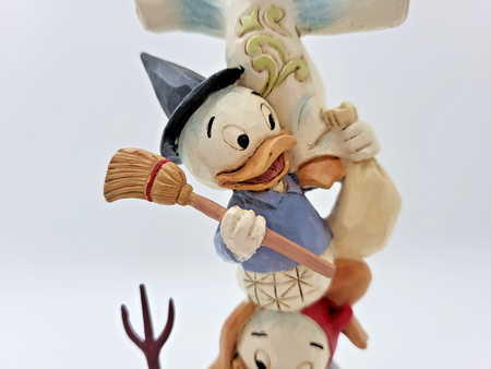 Disney Traditions Teetering Trick-or-Treaters Figurine Halloween Ornament Shore15