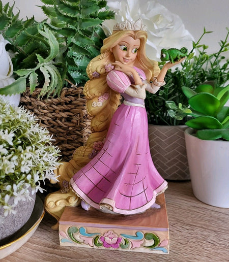 Disney Traditions Rapunzel and Pascal Loyalty and Love 4037514 figurine - view 1