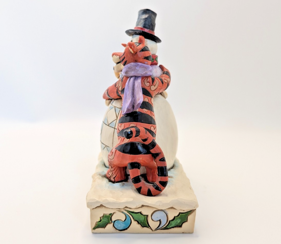 Disney Traditions Winter Hugs Pooh Tigger snowman 4033265 boxed figurine - costume detail