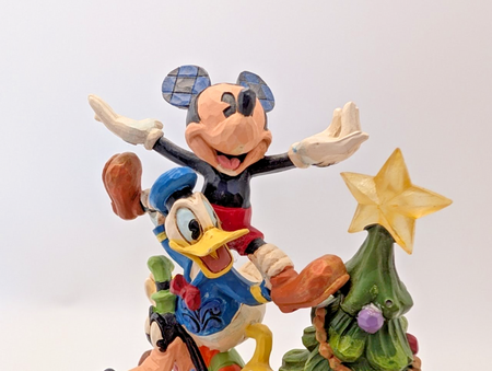 Disney Traditions Mickey and Friends Merry Tree Trimming 6008979 – front view
