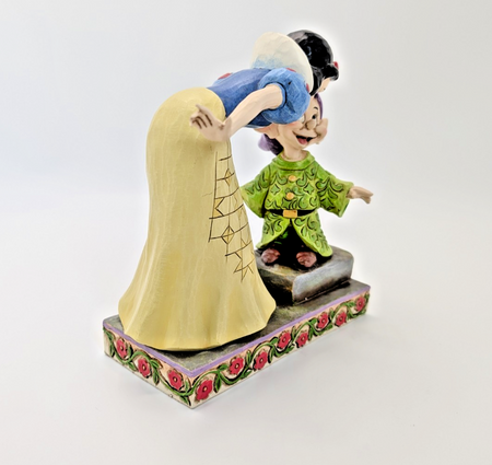 Disney Traditions Showcase Snow White & Dopey Sweetest Farewell Figurine J Shore12