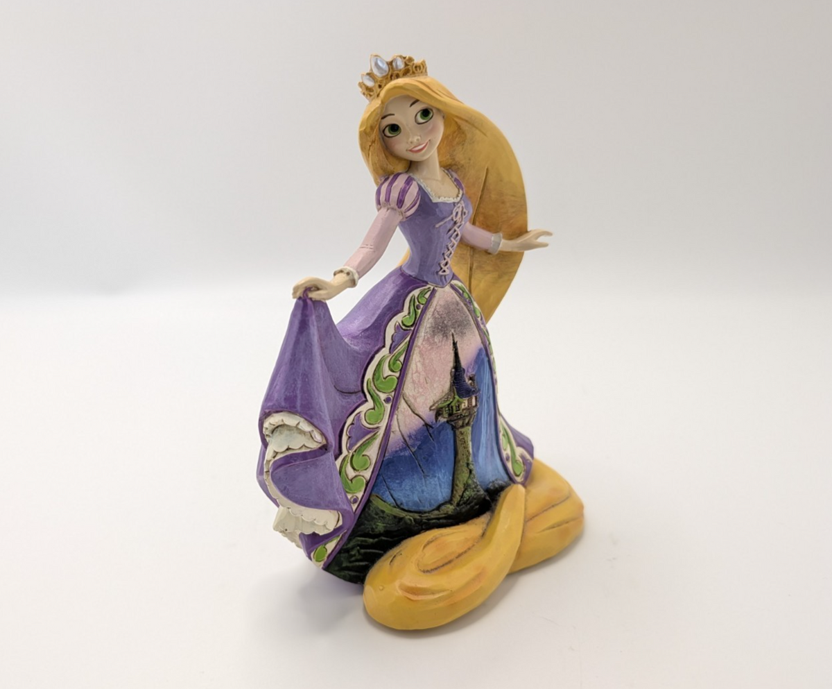 Disney Traditions Rapunzel Daring Heights 4045240 Castle Dress – detail and condition photograph 9