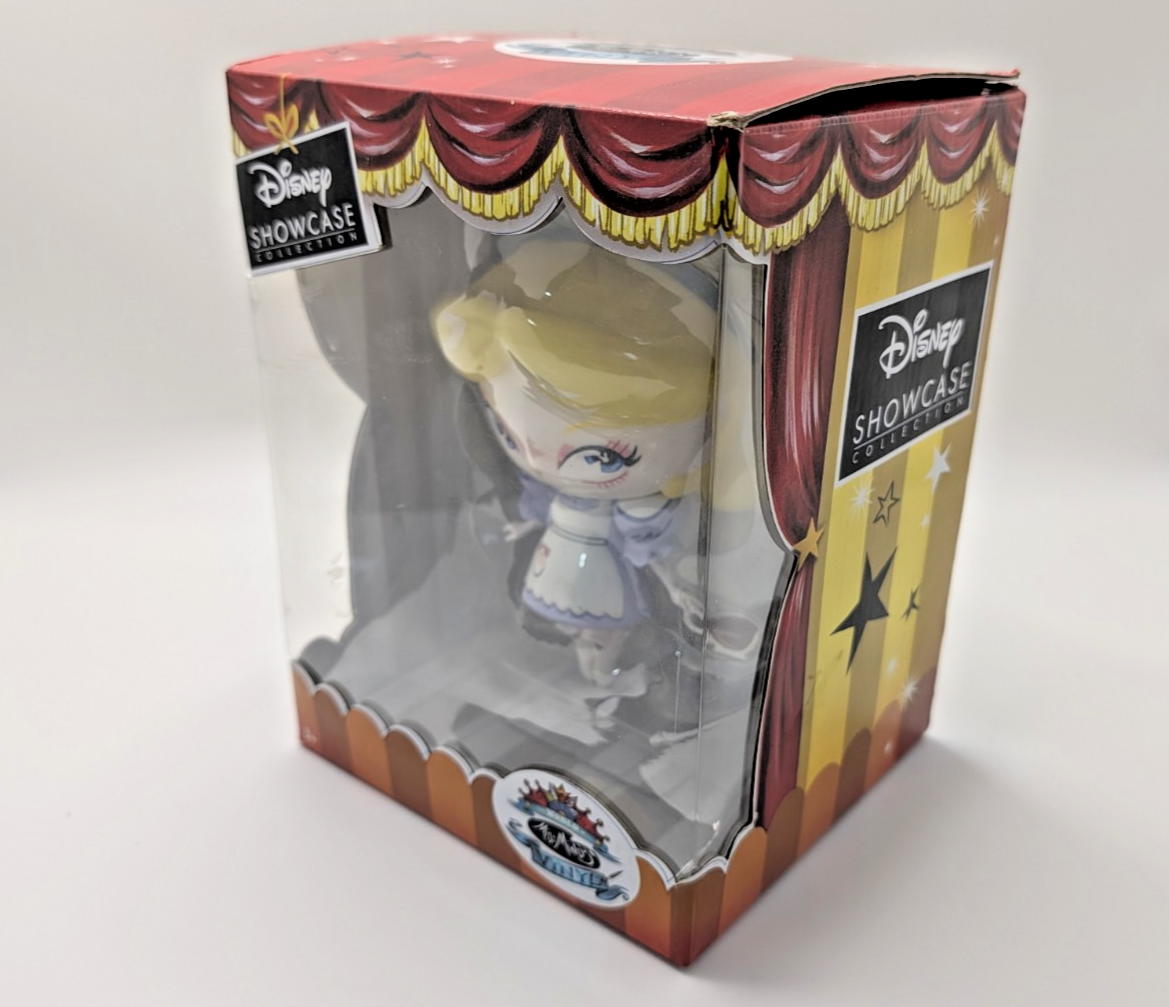 Disney Showcase Miss Mindy Alice In Wonderland Vinyl Boxed A297241