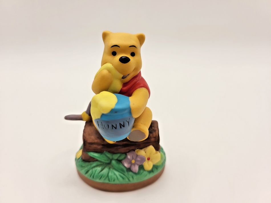 Winnie The Pooh  Disney Grolier Premier Edition  Porcelain Ornament Figure