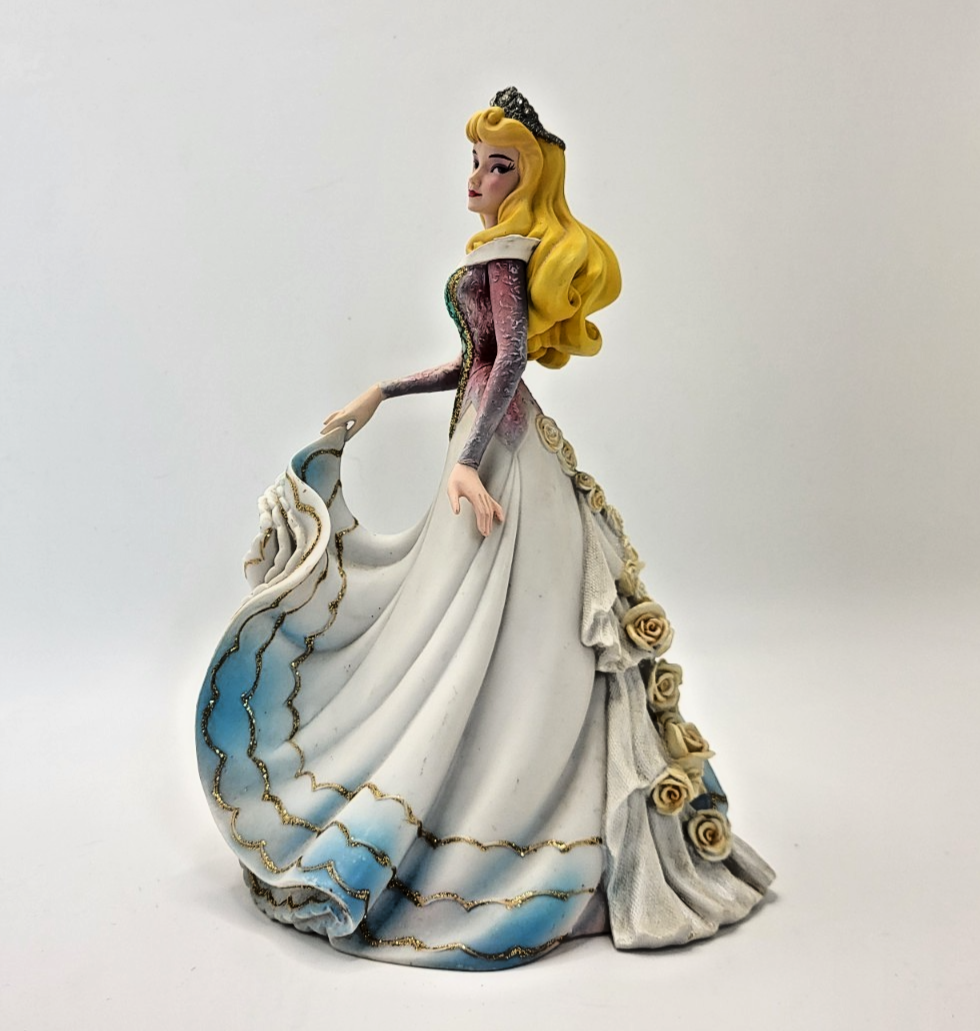 Disney Aurora Sleeping Beauty Couture de Force Figurine 4031543 Enesco Ornament2