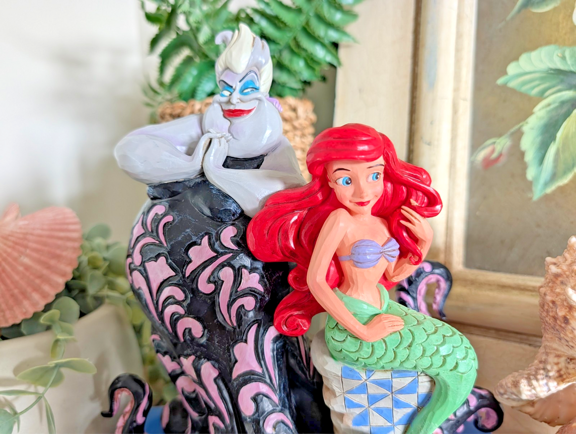 Disney Traditions Ariel and Ursula Wicked and Wishful 6010094 – right-side view