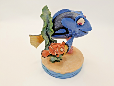 Disney Traditions Showcase Finding Nemo Floating Friendship Dory Fish Figurine15