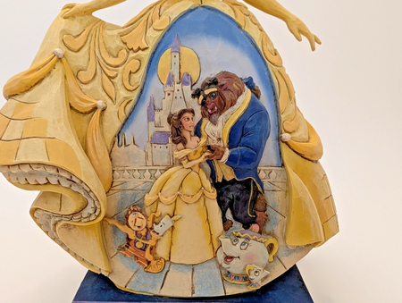 Disney Traditions Showcase Belle Moonlit Enchantment Figurine Beauty Jim Shore17