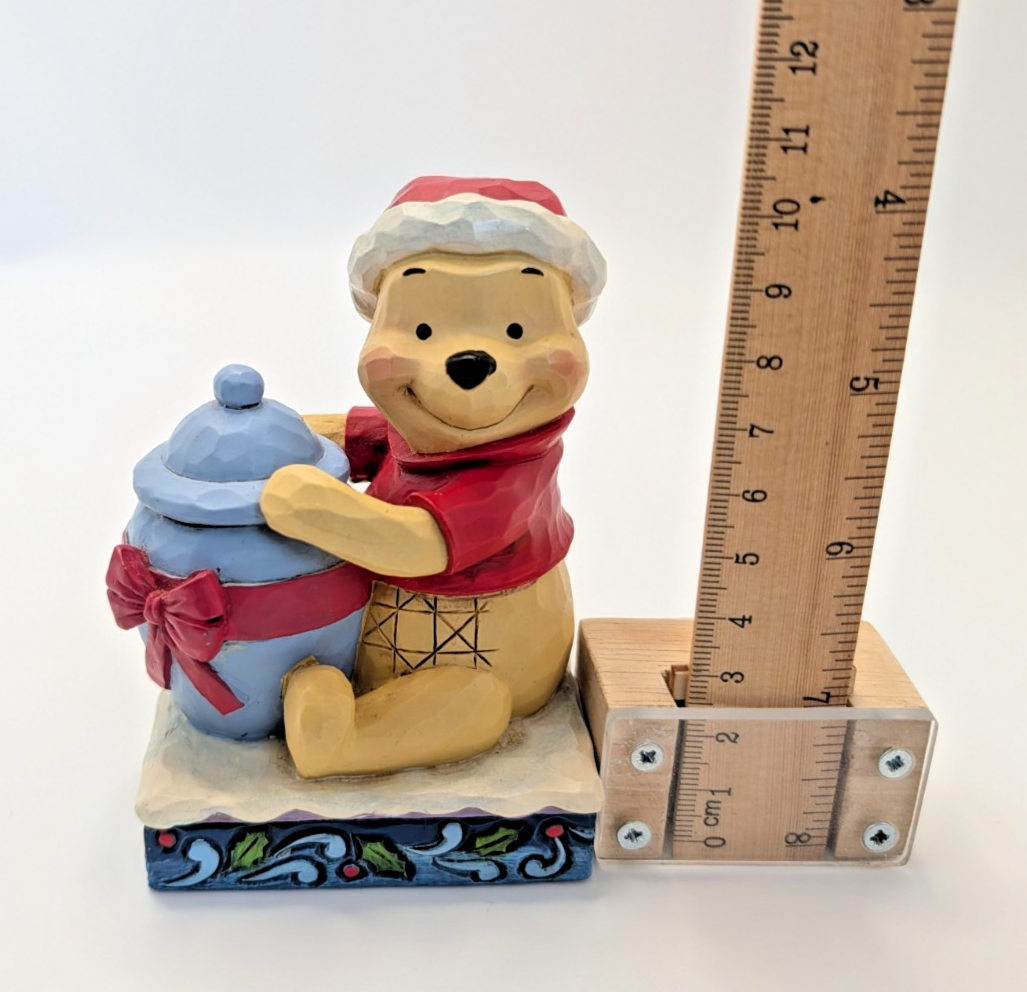 Disney Traditions Winnie the Pooh Holiday Hunny 6002845 – left-side view