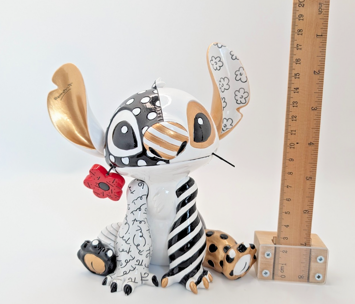 Disney Britto Midas Stitch 6010309 unboxed figurine - maker mark