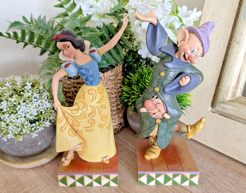 Disney Traditions Snow White & Dopey Dancing Partners Figurine by Jim Shore 4031494 Boxed