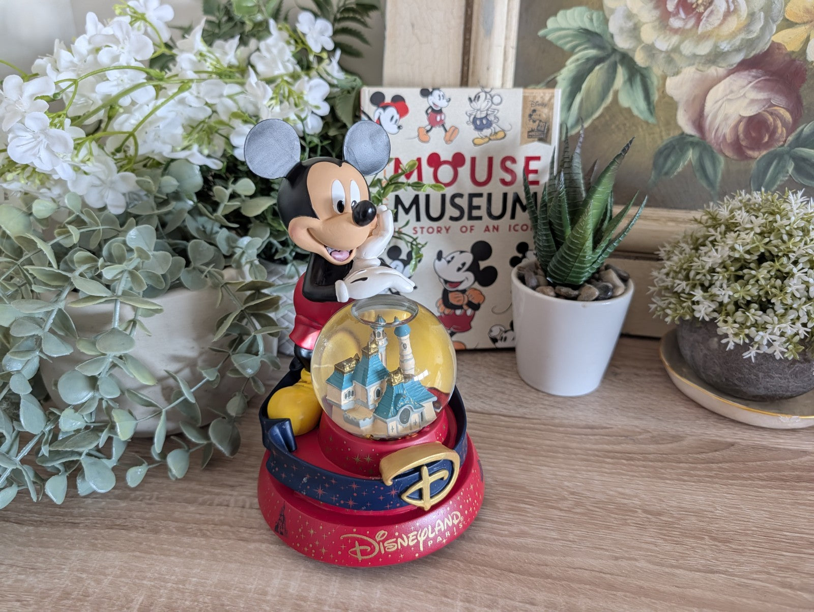 Disneyland Paris Mickey Mouse musical castle snow globe photo 2
