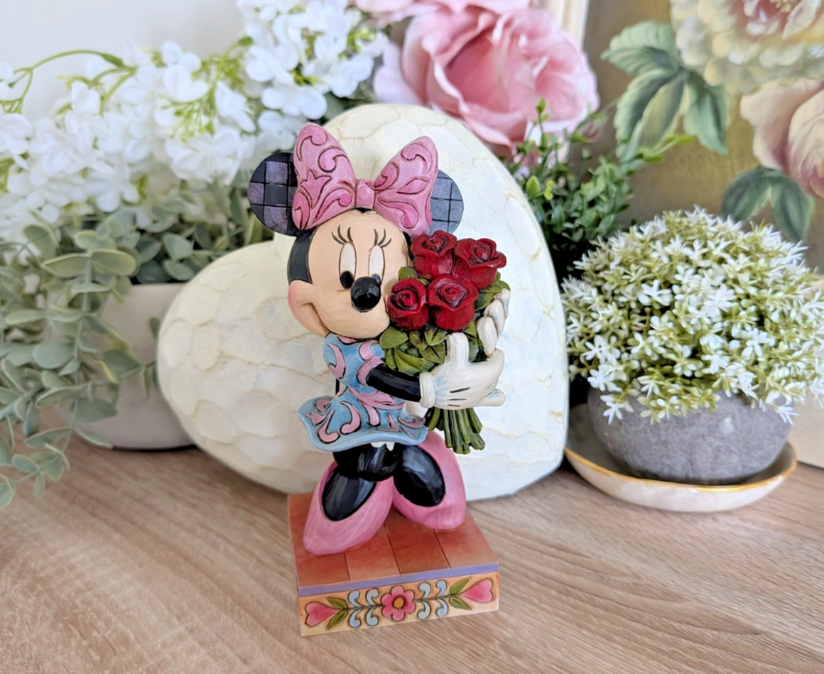 Disney Traditions Showcase Minnie La Vie En Rose Figurine With Flowers Boxed0