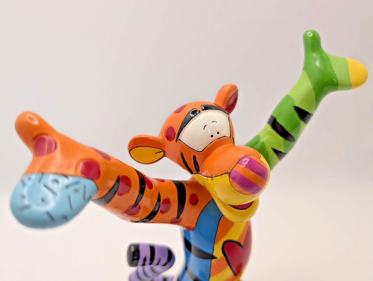 Disney Britto Tigger 4044121 Winnie the Pooh pop art figurine - view 14