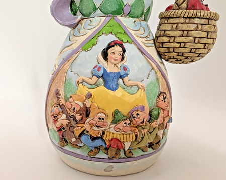 Disney Traditions Snow White Hi Ho Holidays 4046020 Christmas Figurine – detail and condition photograph 16