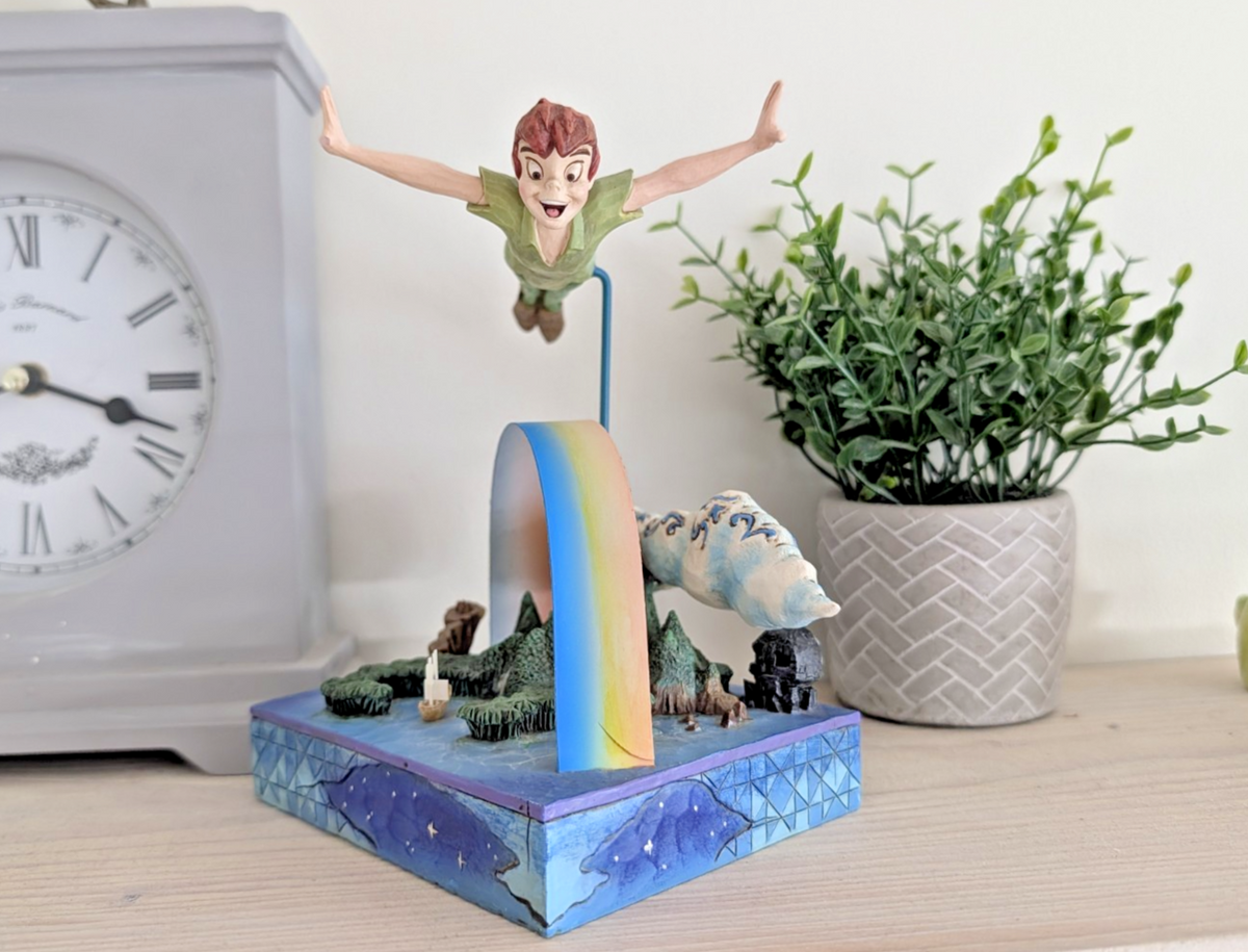 Disney Traditions Peter Pan Soars to the Stars 4009043 – detail and condition photograph 3